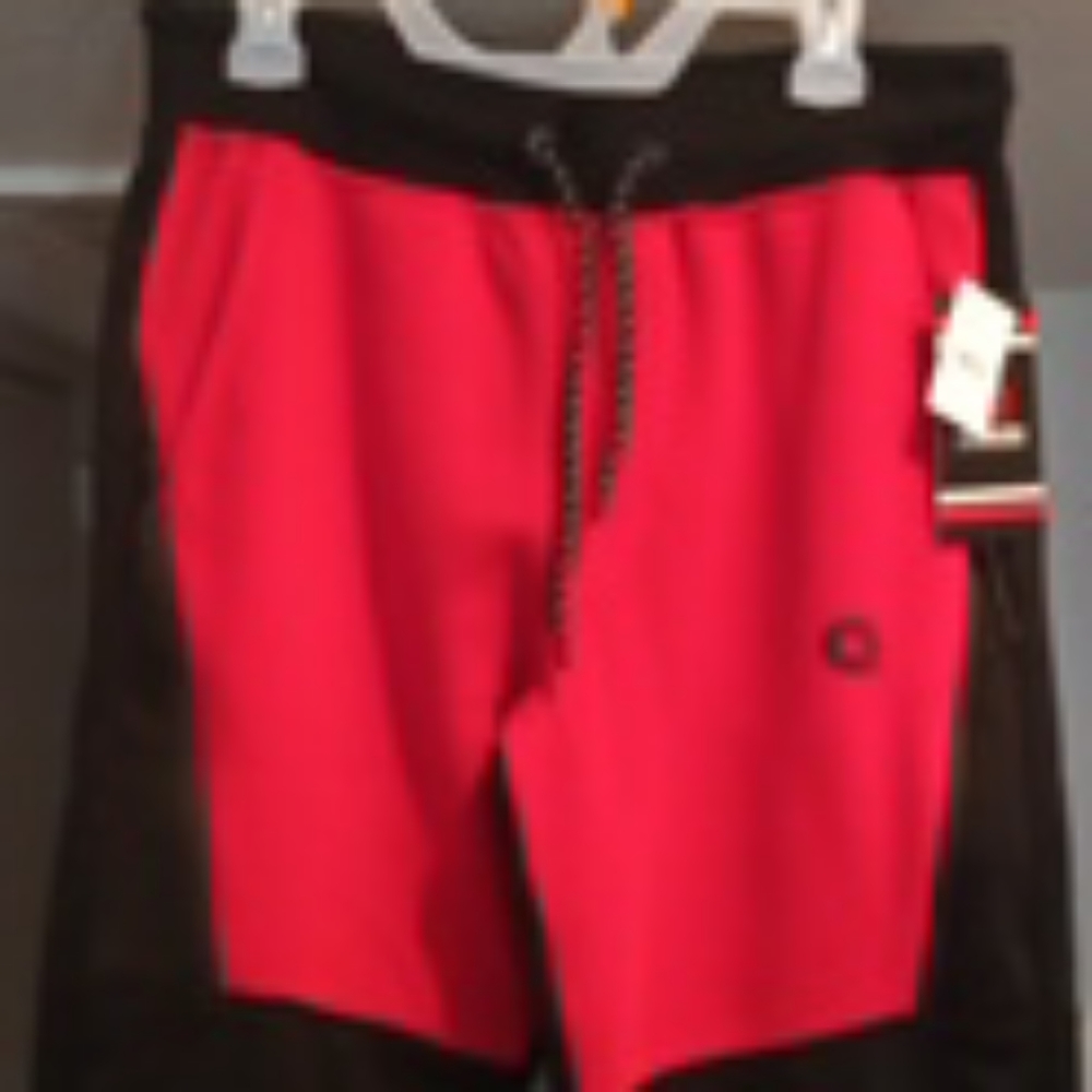 I'm selling a nice akademiks sweat pants - Picture 3 of 4